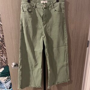 Risen Jeans size 31 Green Cropped Wide Leg Jeans